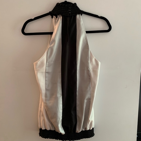 Tri coloured Smart Set halter style sleeveless top - Picture 2 of 8